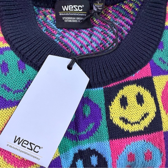 Wesc Multicolor Smiley Face Unisex Crewneck Sweater NWT - Picture 2 of 6